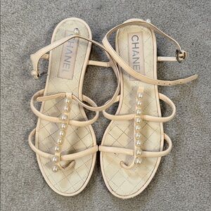 CHANEL Cream Pearl-Strap Sandals